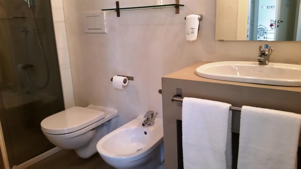 Corte Merighi Charming Rooms Верона Экстерьер фото