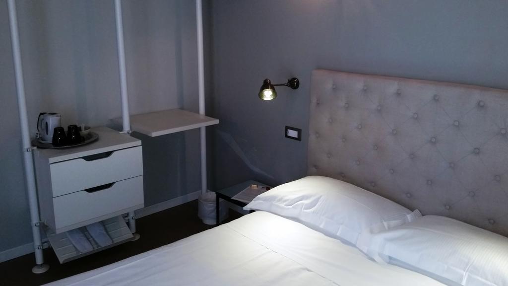 Corte Merighi Charming Rooms Верона Экстерьер фото