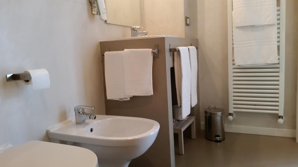 Corte Merighi Charming Rooms Верона Экстерьер фото