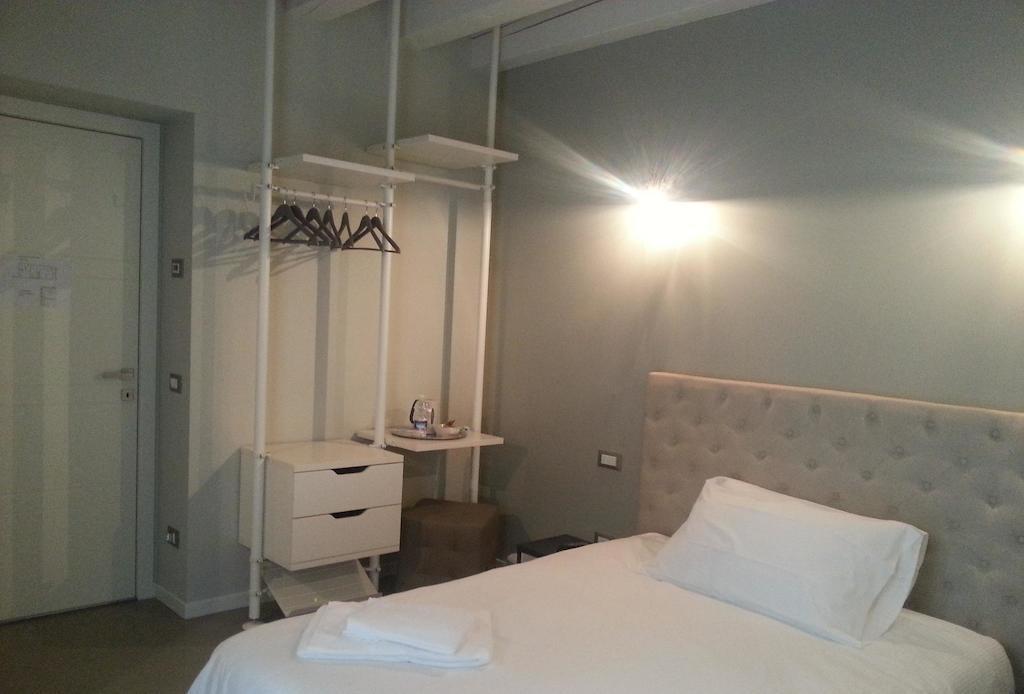 Corte Merighi Charming Rooms Верона Номер фото