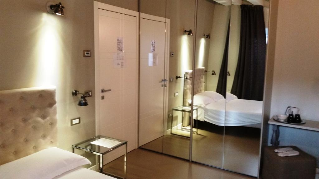 Corte Merighi Charming Rooms Верона Экстерьер фото