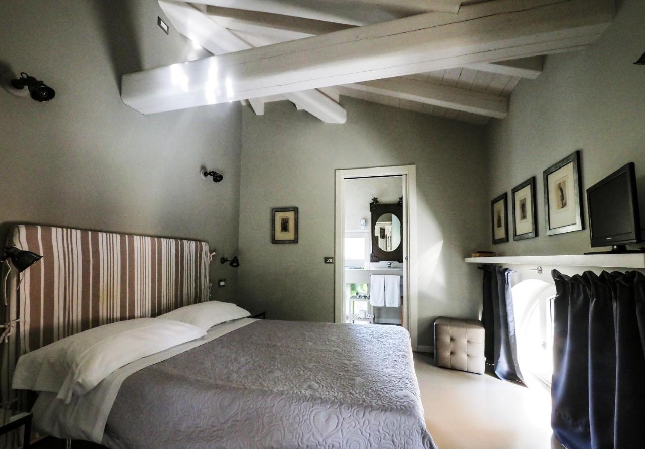 Corte Merighi Charming Rooms Верона Экстерьер фото